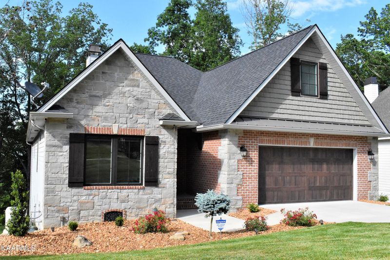 43 Oak Leaf Cir, Fairfield Glade, TN 38558