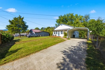 430 Browder Cir, Oliver Springs, TN 37840