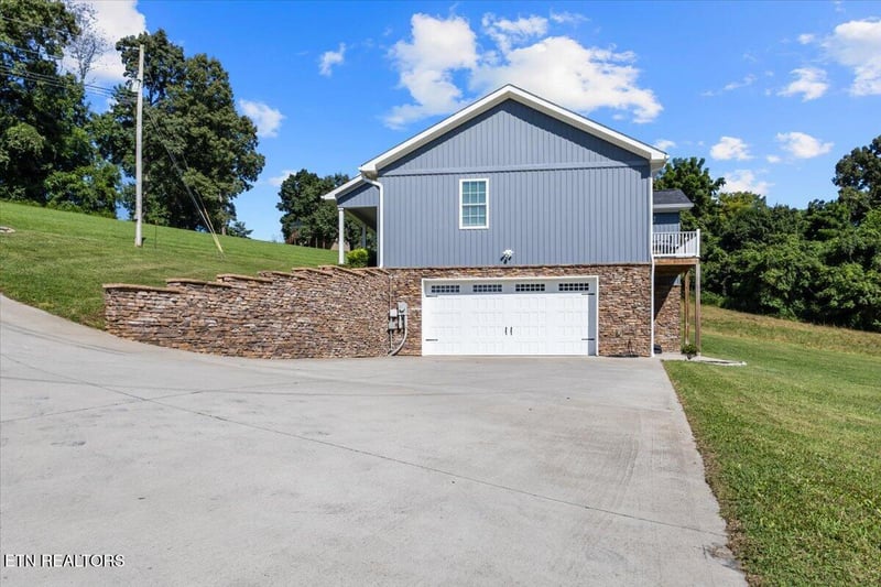 430 Cherokee Cv, Rutledge, TN 37861