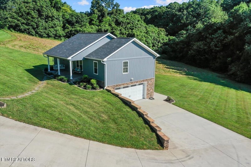 430 Cherokee Cv, Rutledge, TN 37861