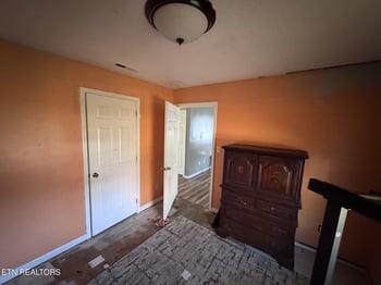 430 E Caldwell Ave, Knoxville, TN 37917