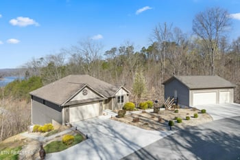 430 Larayne Hollow Rd, Sharps Chapel, TN 37866