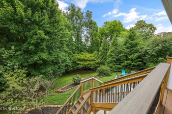 430 Oak Chase Blvd, Lenoir City, TN 37772