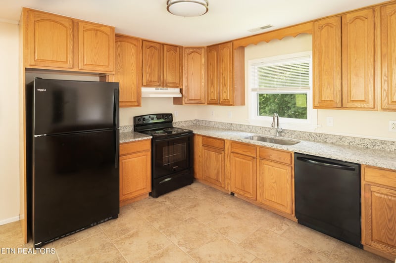 4300 Crosby Dr, Knoxville, TN 37909