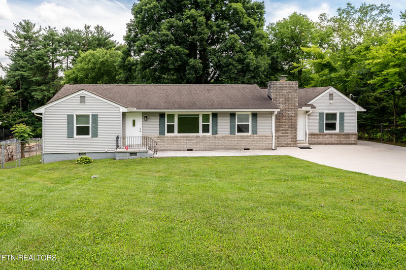 4300 Crosby Dr, Knoxville, TN 37909
