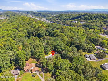 4300 NE Chewasa Rd, Knoxville, TN 37918