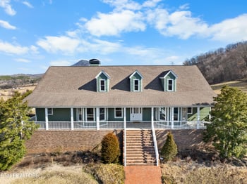 4300 Roberts Rd, Corryton, TN 37721