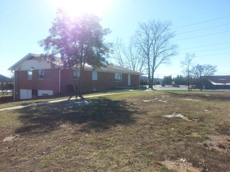 4301 E Emory Rd, Knoxville, TN 37938