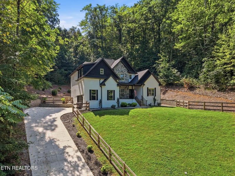 4301 Falcon Ridge Way, Knoxville, TN 37921