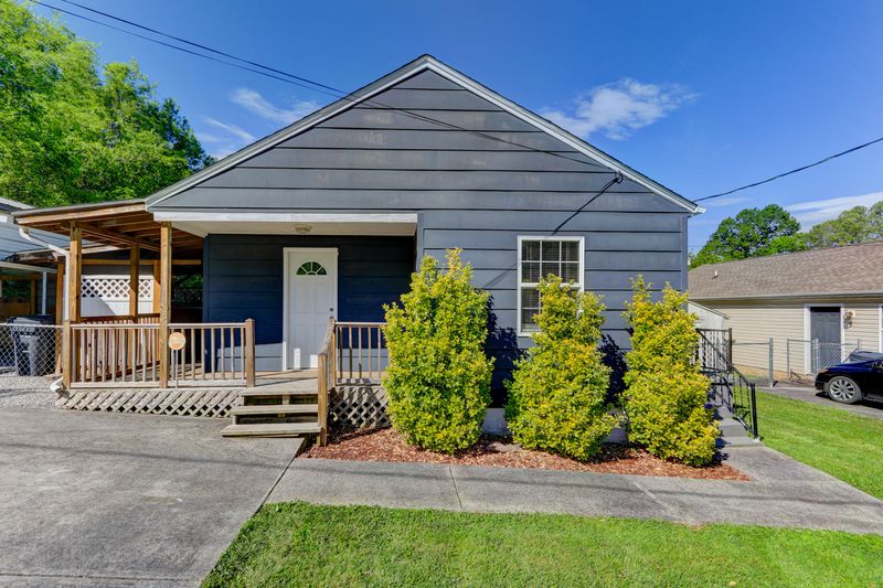 4305 Ellen St, Knoxville, TN 37920