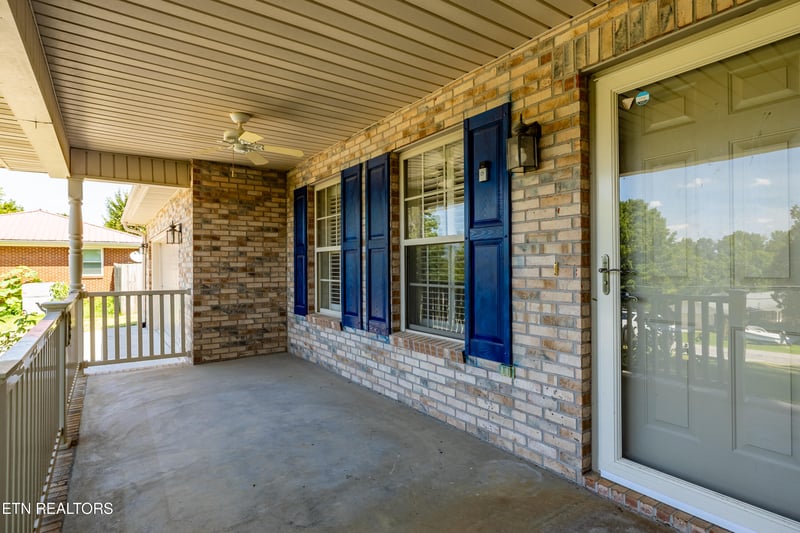 4306 Nolan Dr, Maryville, TN 37801