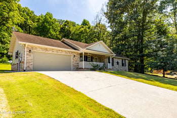 4306 Nolan Dr, Maryville, TN 37801