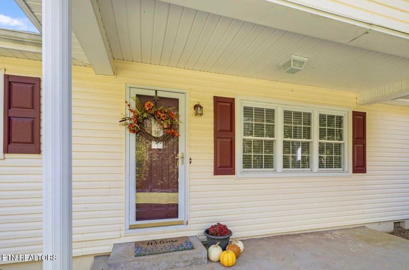 431 Black Oak Rd, Clinton, TN 37716