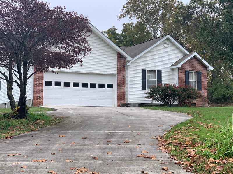 431 Forestal Dr, Knoxville, TN 37918