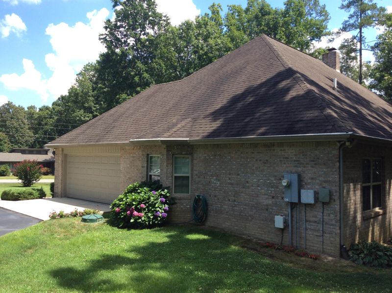 431 Meadow Creek Dr, Oneida, TN 37841