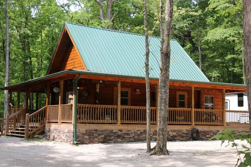 431 Wilderness Tr, Oneida, TN 37841