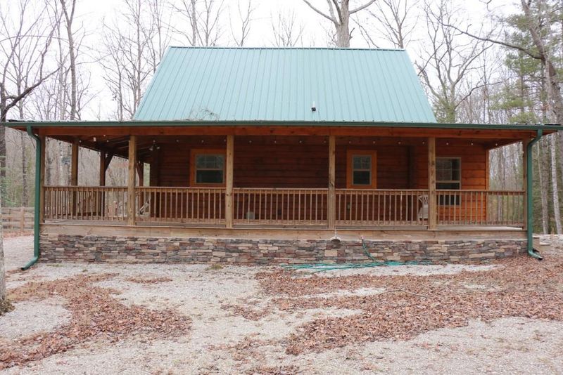 431 Wilderness Trail Tr, Oneida, TN 37841