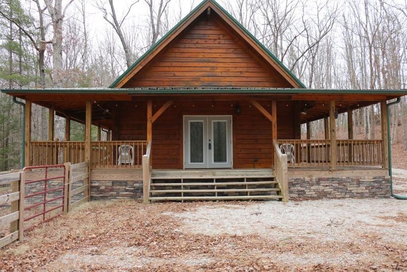 431 Wilderness Trail Tr, Oneida, TN 37841