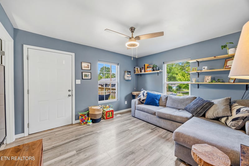 4310 Ellen St, Knoxville, TN 37920