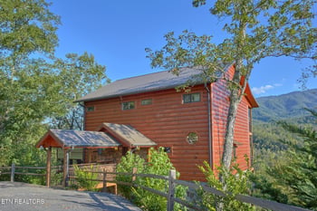 4310 Firefly View Way, Gatlinburg, TN 37738