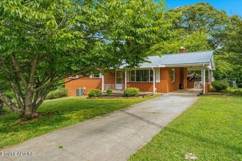 4312 Comet Ln, Knoxville, TN 37914
