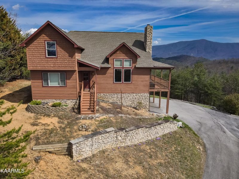 4314 Covered Wagon Rd, Sevierville, TN 37862
