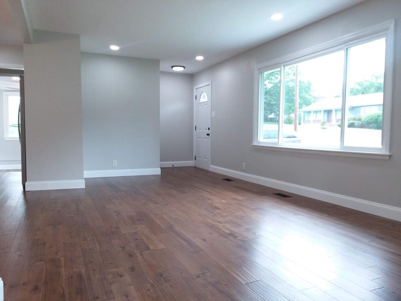 4316 Eagle Dr, Knoxville, TN 37914