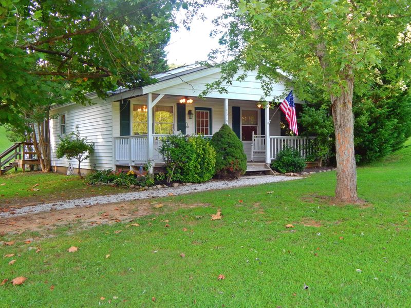 4319 Mint Rd, Maryville, TN 37803
