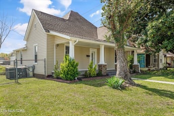 432 E Springdale Ave, Knoxville, TN 37917
