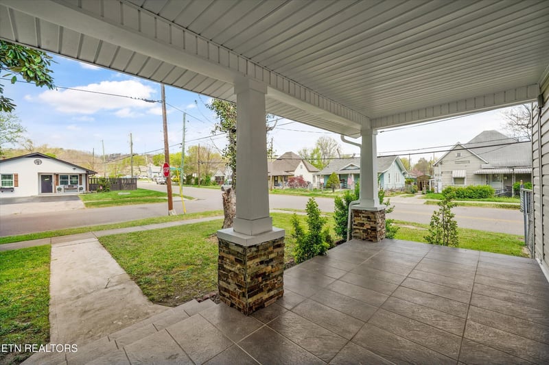 432 E Springdale Ave, Knoxville, TN 37917