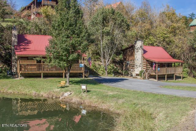 432 Hideaway Ridge Cir, Sevierville, TN 37862