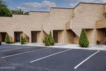432 Olympia Dr, Maryville, TN 37804