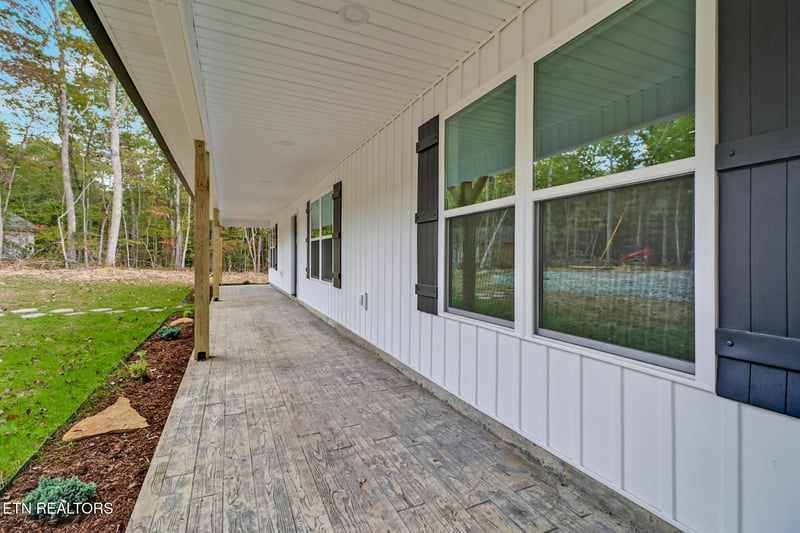 432 Pilot Mountain Rd, Lancing, TN 37770