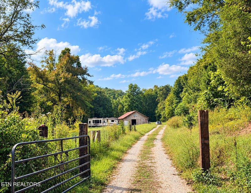 432 Standridge Ln, Ten Mile, TN 37880