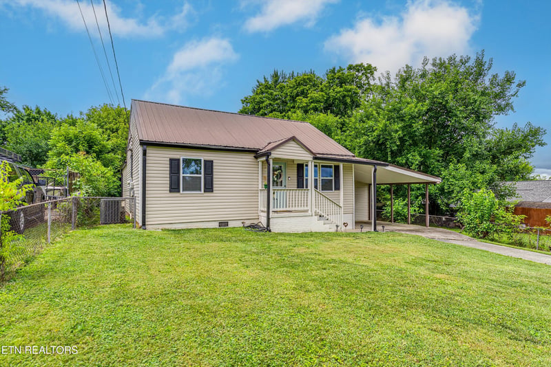 4321 High School Rd, Knoxville, TN 37912