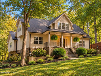 4323 Deer Run Dr, Louisville, TN 37777