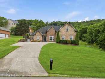 4324 Meredith Rd, Knoxville, TN 37921