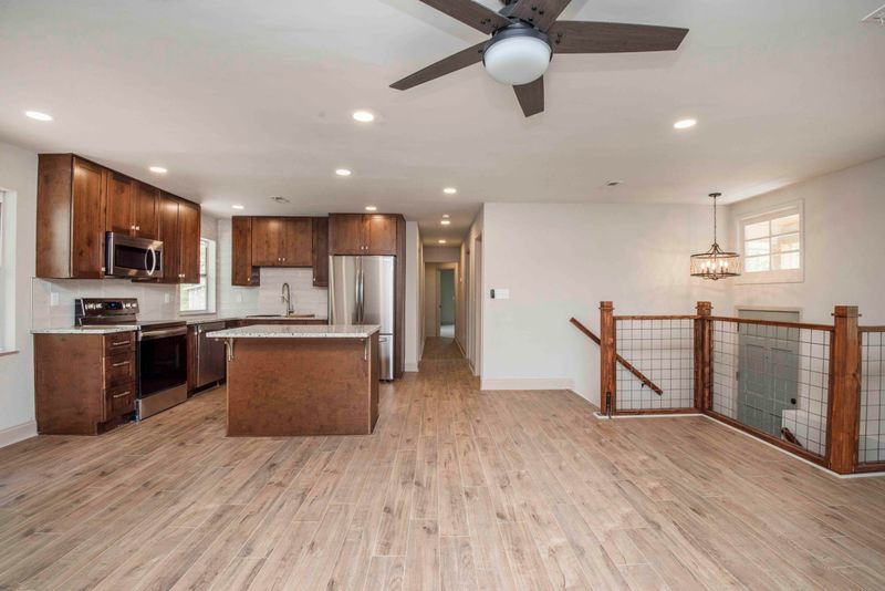 4326 E Lamar Alexander Pkwy, Walland, TN 37886