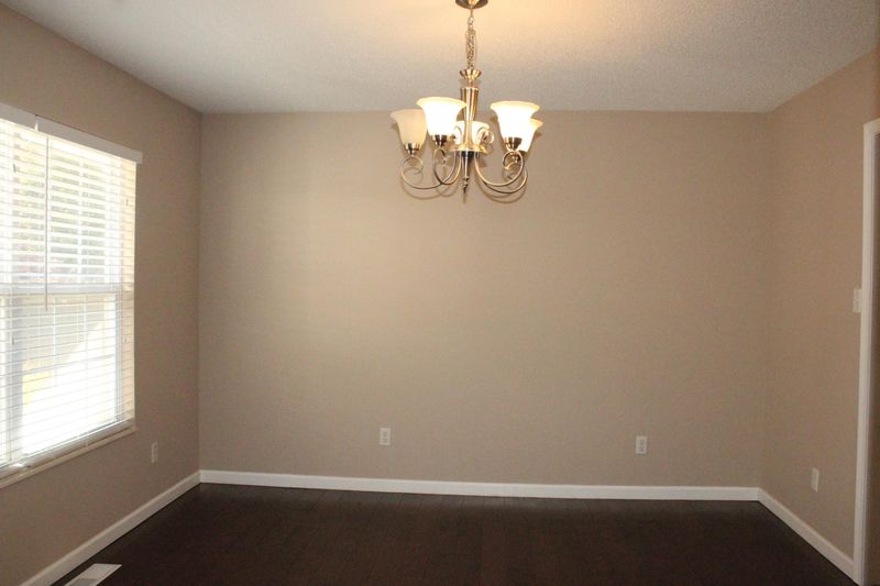 4329 Near Shore Dr, Louisville, TN 37777
