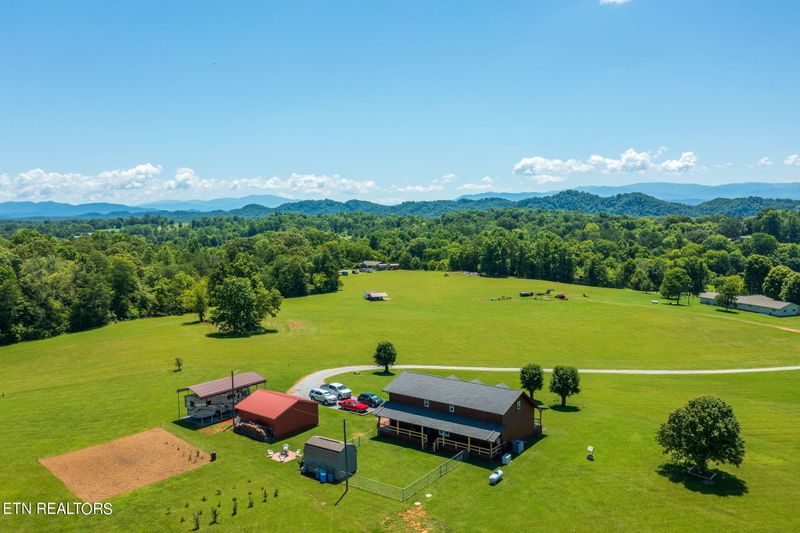 433 Brakebill School Rd, Madisonville, TN 37354