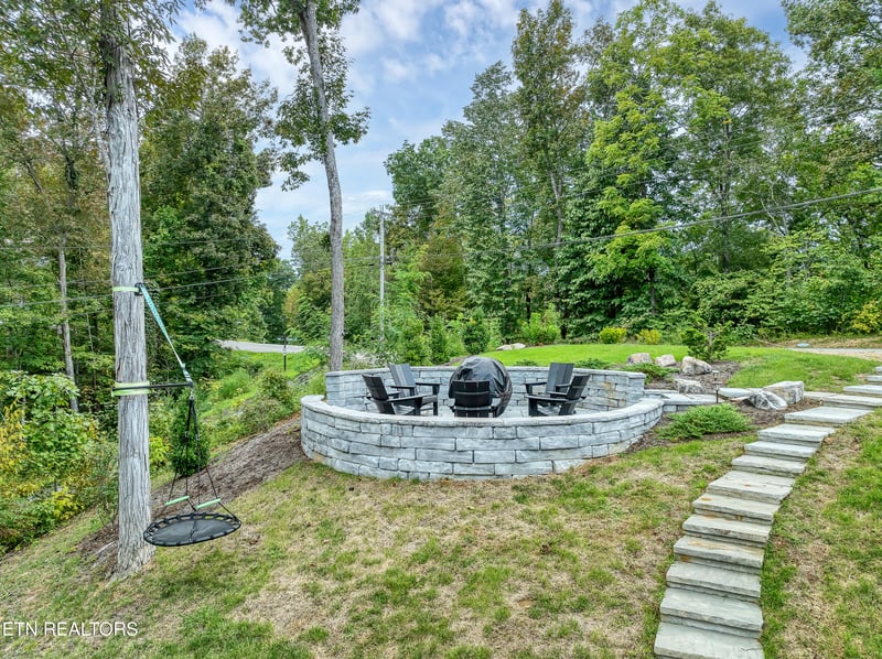 433 Laurel Rd, Townsend, TN 37882