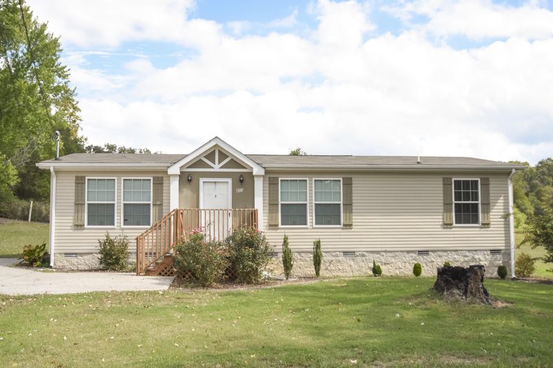 433 Lawnville Rd, Kingston, TN 37763