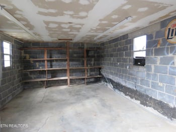 4330 Fulton Rd, Corryton, TN 37721