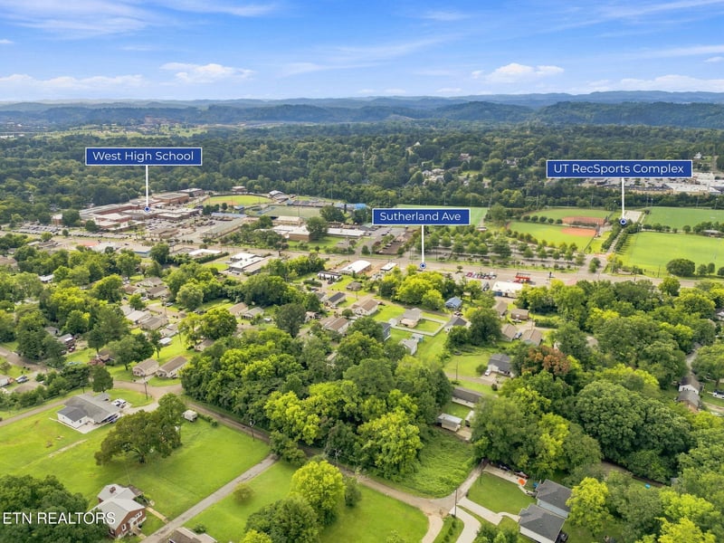 4332 Apex Dr, Knoxville, TN 37919