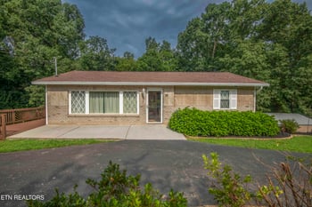 4335 Bird Rd, Lenoir City, TN 37771