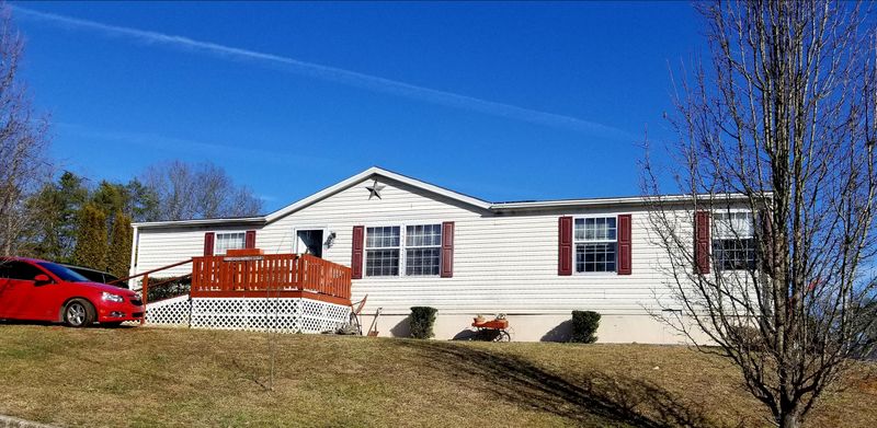 4336 Diamond Valley Rd, Kodak, TN 37764