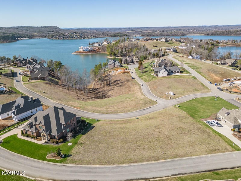 434 Castaway Ln, Lenoir City, TN 37772