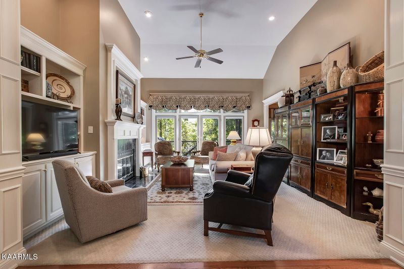 434 Tigitsi Cir, Loudon, TN 37774