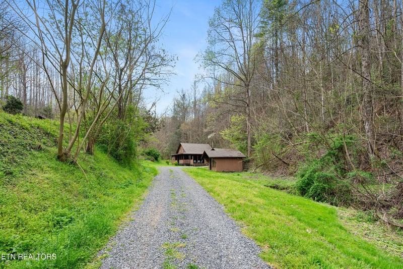 4346 Grindstone Ridge Rd, Pigeon Forge, TN 37863