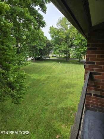 435 Canberra Dr, Knoxville, TN 37923